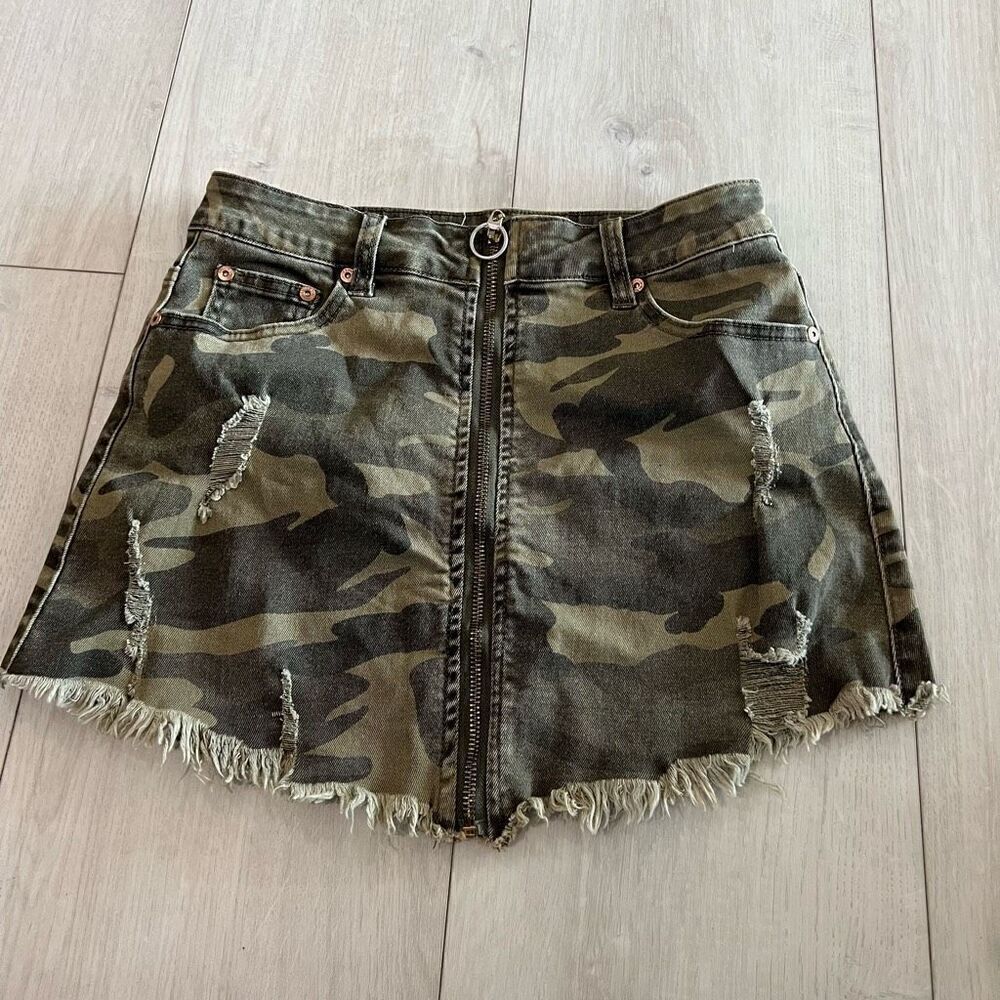 DANCE & MARVEL Skirt S Cargo Camo Army Green Camouflage Mini Distressed